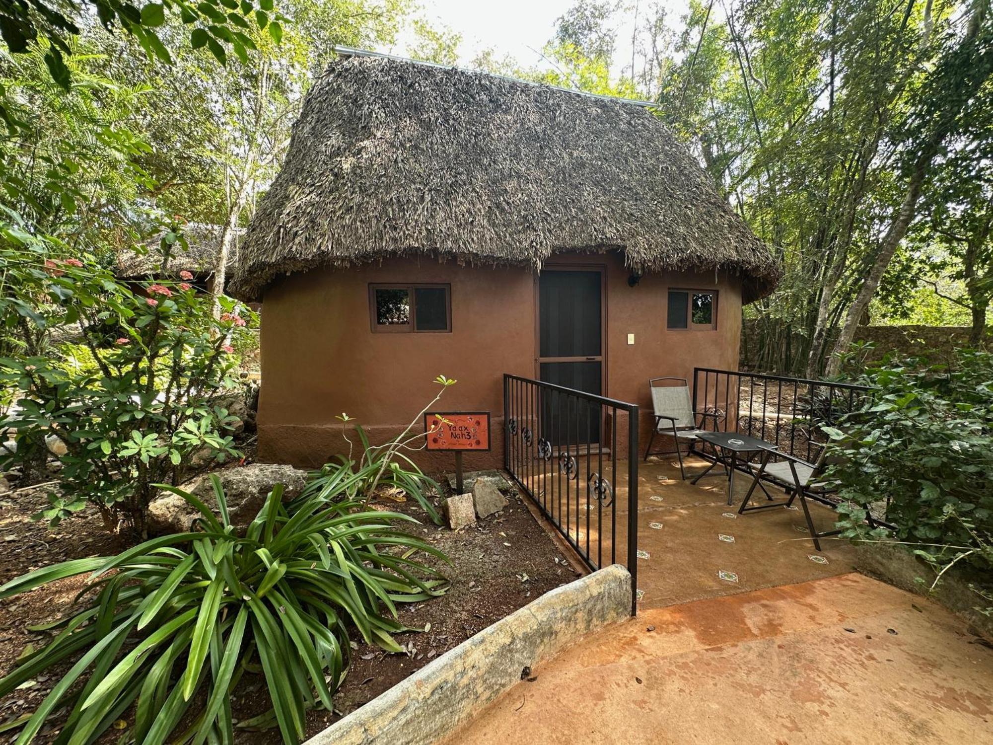 The Pickled Onion B&B And Restaurant Uxmal Санта-Элена Экстерьер фото