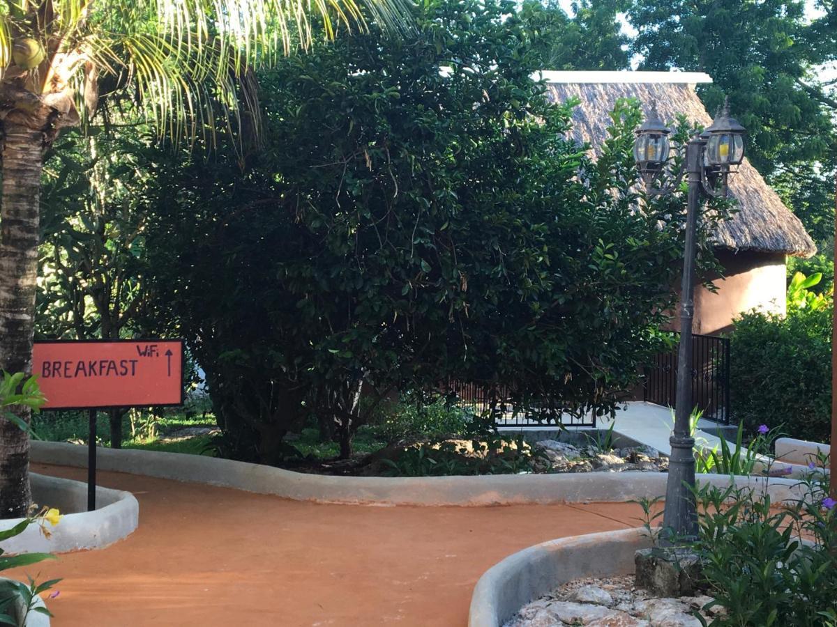 The Pickled Onion B&B And Restaurant Uxmal Санта-Элена Экстерьер фото
