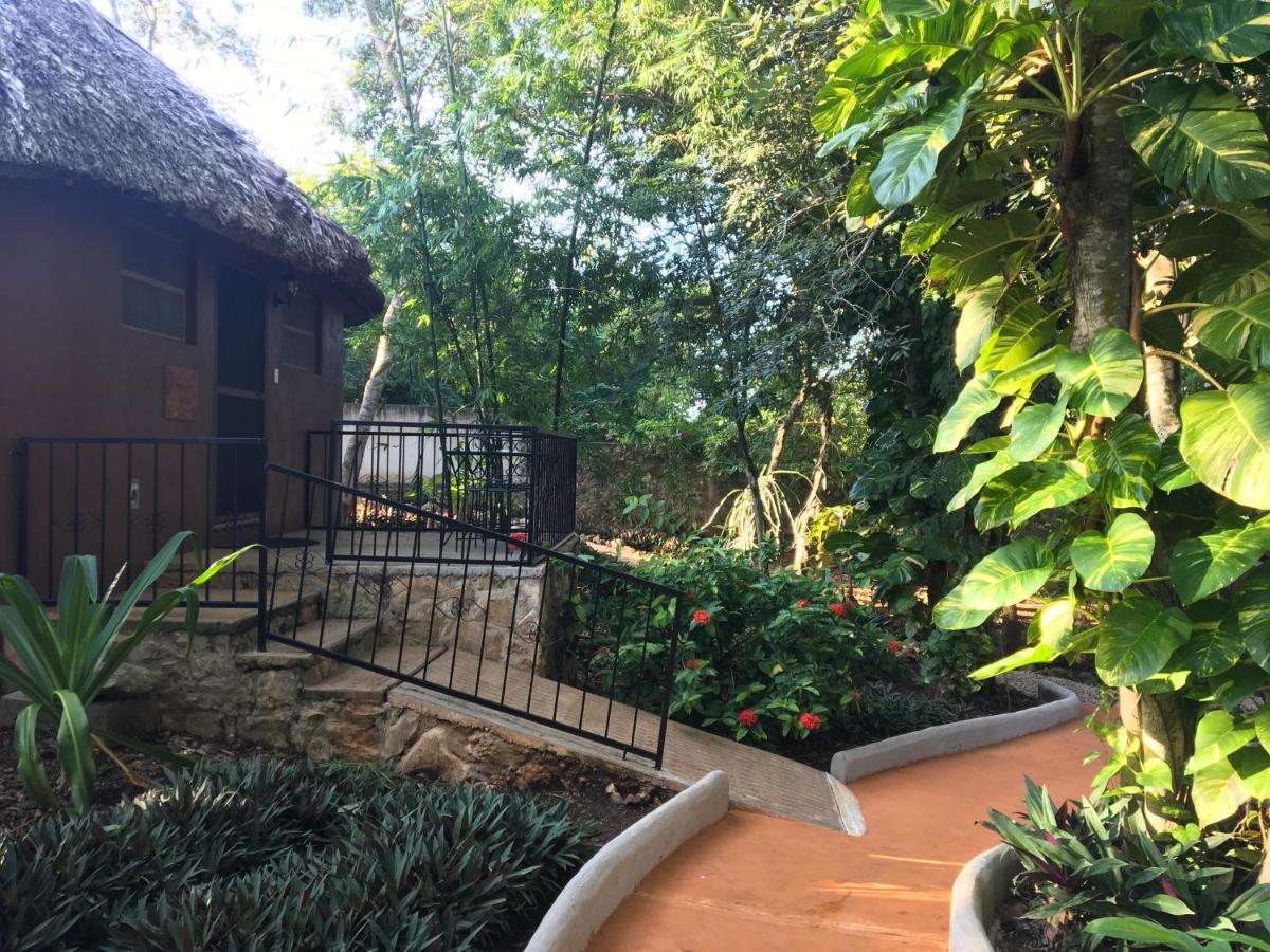 The Pickled Onion B&B And Restaurant Uxmal Санта-Элена Экстерьер фото